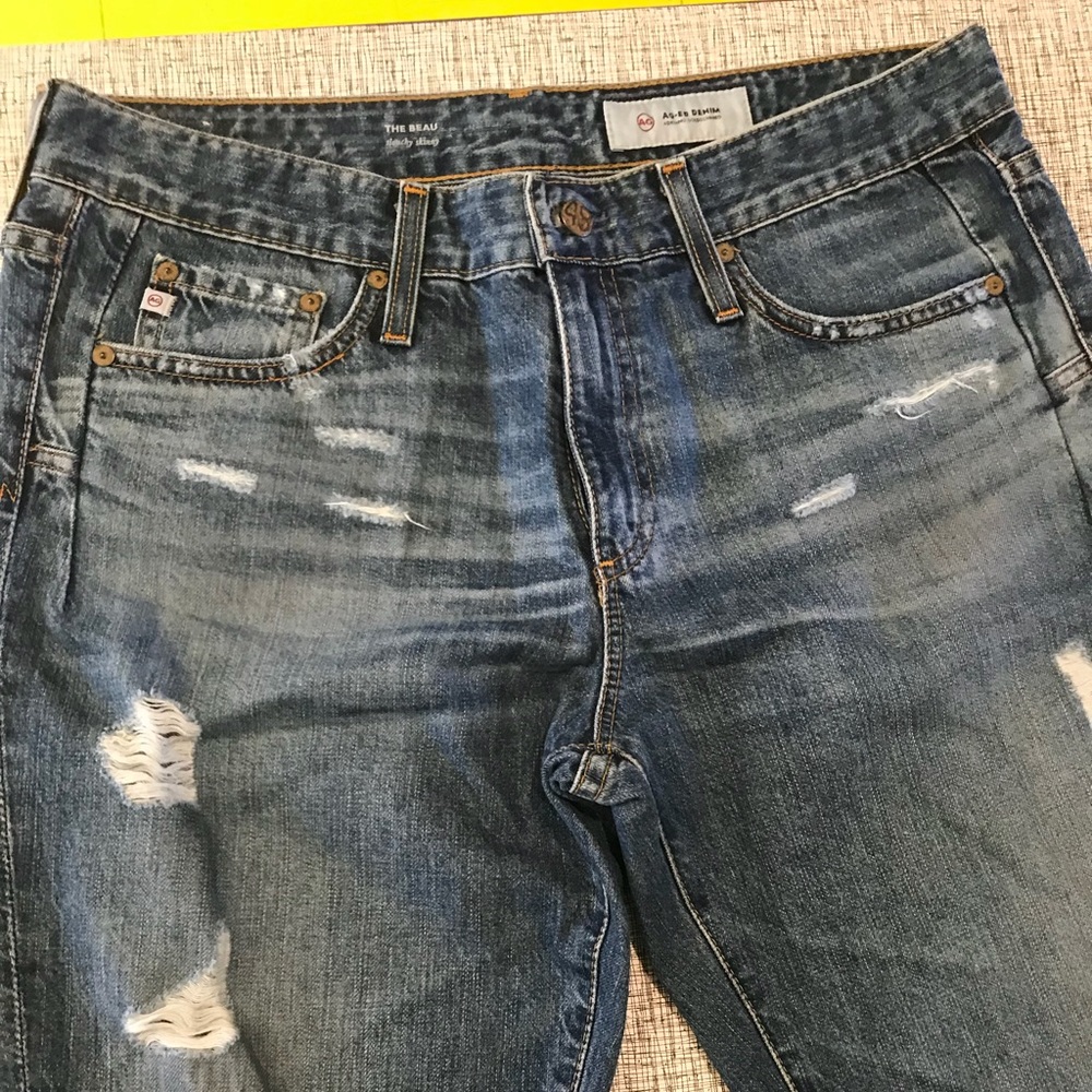 AG Beau Slouchy Skinny